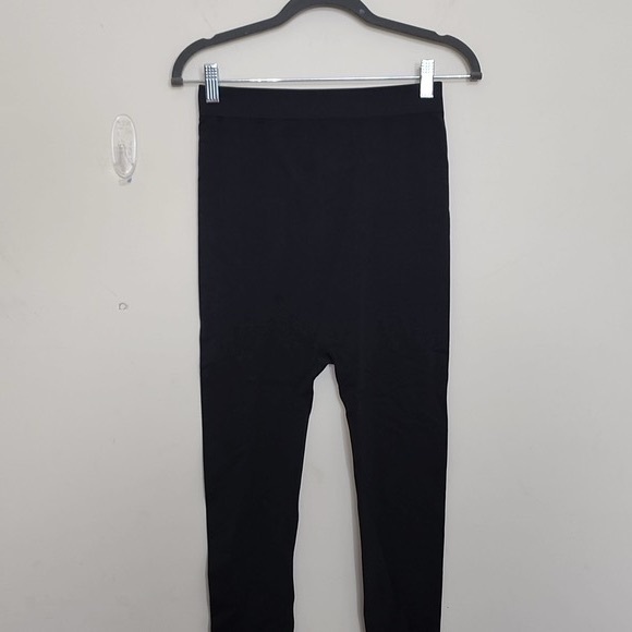 Isabel Maternity by Ingrid & Isabel Maternity Leggings S/M - Picture 2 of 3